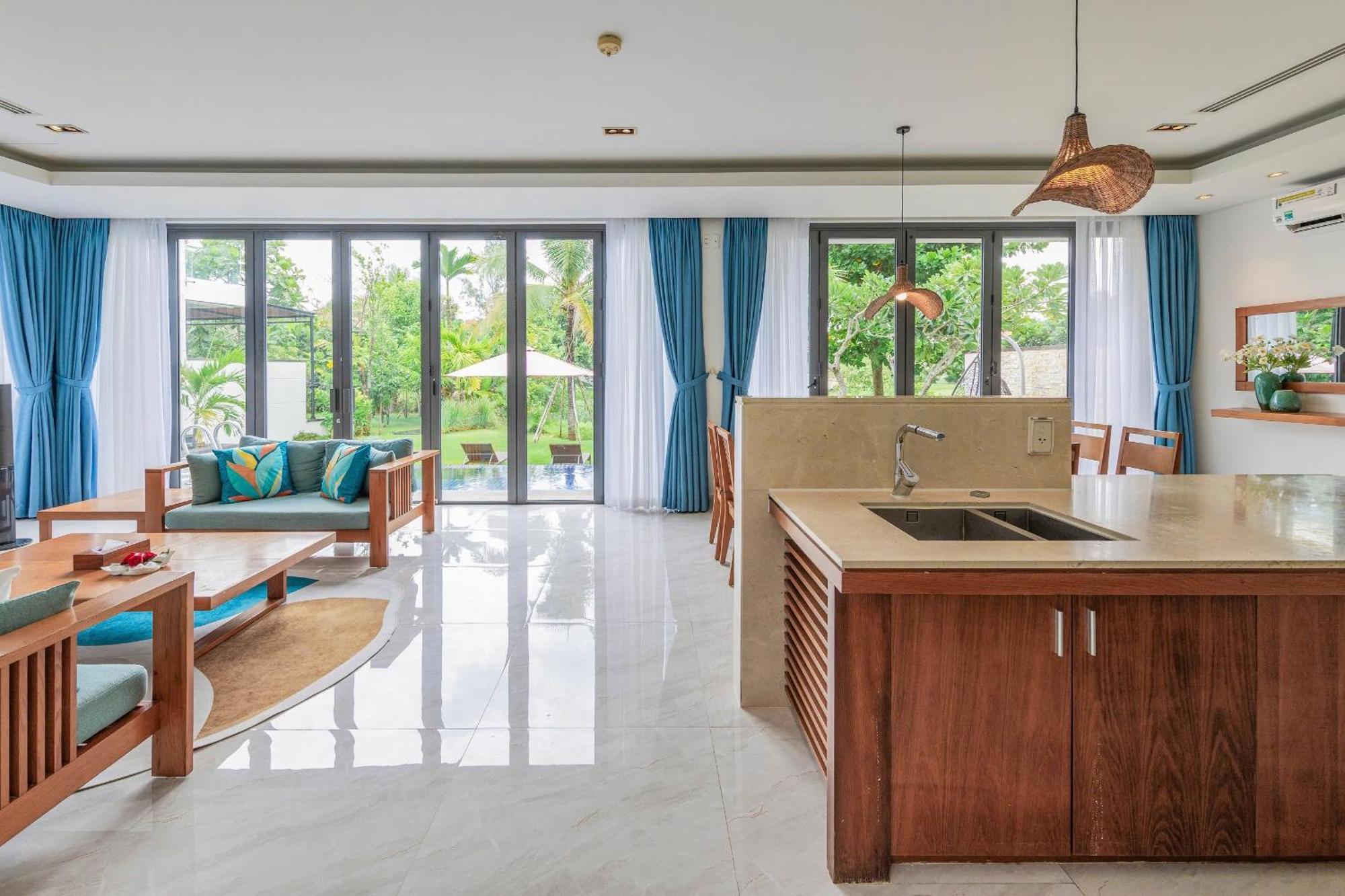 Idc White House Da Nang Villa Exterior photo